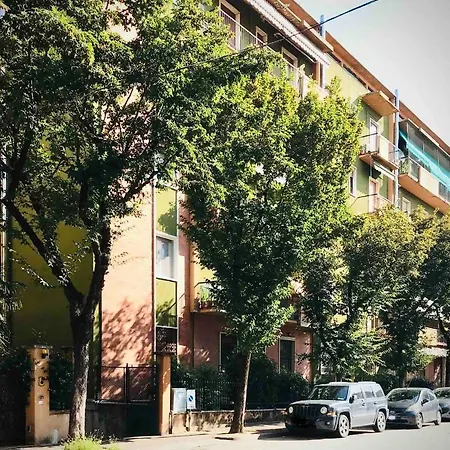 Apartment Lucky Near Train Station And Center