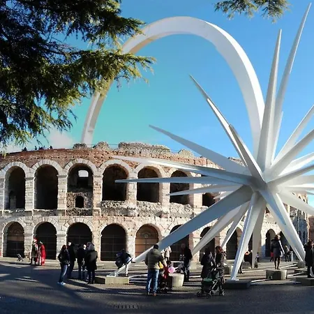 Appartamento Lucky Near Train Station And Center Verona